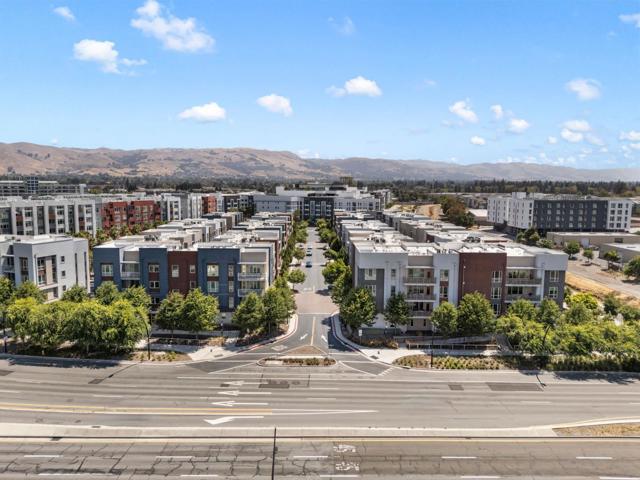 1685 Delano Street, Milpitas CA: https://media.crmls.org/mediaz/0d3274d3-1ffe-4816-a6ae-424542665796.jpg
