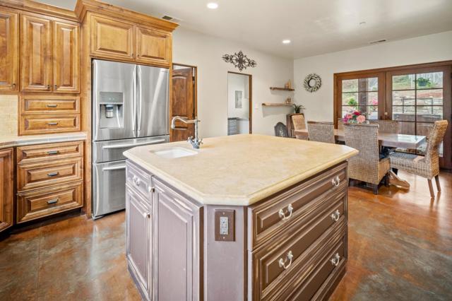 17551 Pond Derosa Lane, Prunedale CA: https://media.crmls.org/mediaz/0d32c7e1-e2ae-4766-b02c-a3209b5dc3c3.jpg