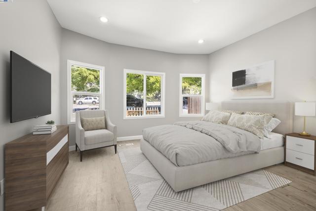 193 W Macarthur Blvd, Oakland CA: https://media.crmls.org/mediaz/0d33436a-5aee-4b41-acfa-876b884b35e9.jpg