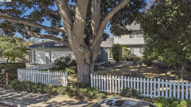 Details for 3701 Ferry Ln, Fremont, CA 94555