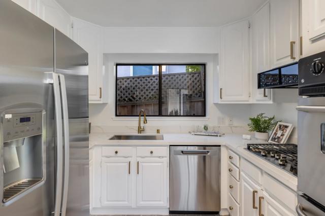 1224 Tilia Street, San Mateo CA: https://media.crmls.org/mediaz/0d348128-ad0f-4fb9-9920-c53096beca85.jpg