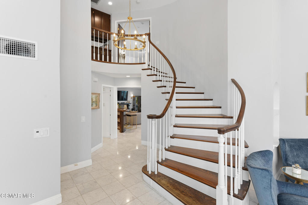 MLS #226003560 image #3