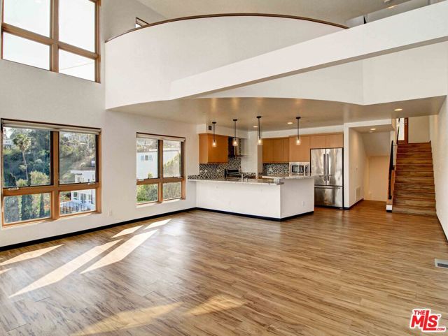 2612 Corralitas, Los Angeles CA: https://media.crmls.org/mediaz/0d36ce9c-35eb-4eba-a2e4-0ef98b4b498d.jpg