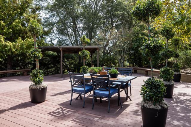 252 Raymundo Drive, Woodside CA: https://media.crmls.org/mediaz/0d372734-afa6-4010-9e7b-e7e9ff1235d1.jpg