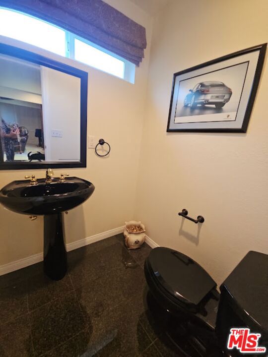 361 Redtail Hawk Lane, Lake Arrowhead, CA 92352