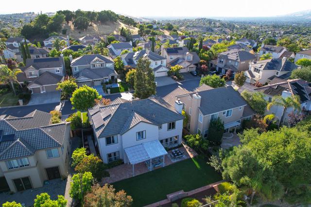 5828 Newgate Court, San Jose CA: https://media.crmls.org/mediaz/0d388415-4cc8-44eb-9834-e35587bf7650.jpg