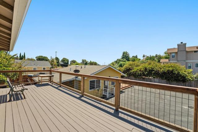 221 Carey Avenue, Freedom CA: https://media.crmls.org/mediaz/0d38b5d4-354a-4700-af84-083dd841f78a.jpg