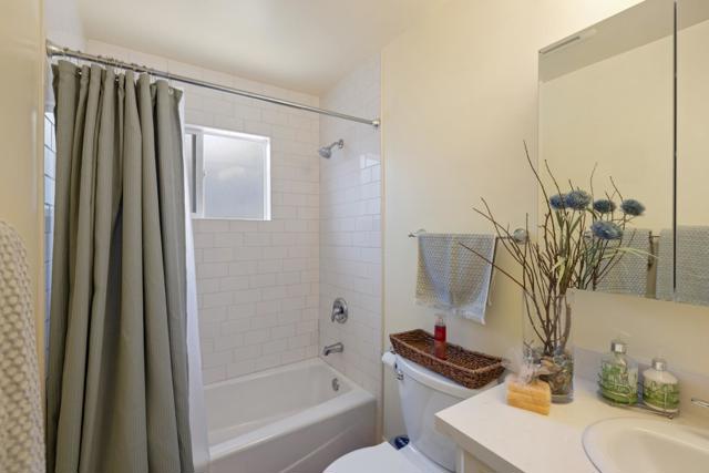 608 Congress Avenue, Pacific Grove CA: https://media.crmls.org/mediaz/0d3ace91-5c61-4f6d-8f39-0691fad23751.jpg