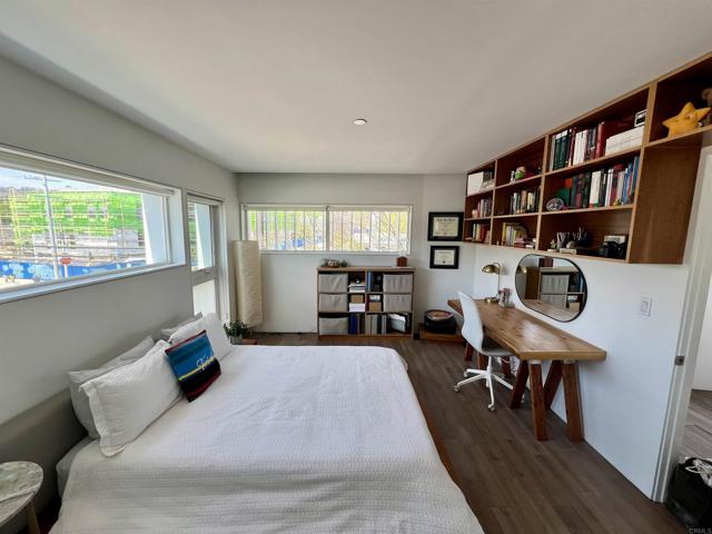 Detail Gallery Image 10 of 27 For 2851 N Buzz Ct, Los Angeles,  CA 90039 - 2 Beds | 2/1 Baths