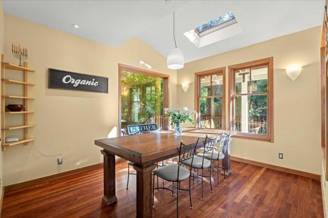 17710 Bear Creek Road, Boulder Creek CA: https://media.crmls.org/mediaz/0d3ad208-3c37-41e7-b046-b530837eb260.jpg