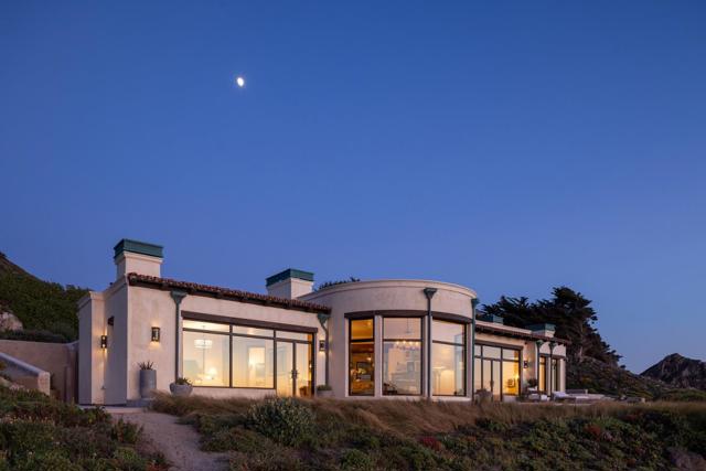 36654 Highway 1, Carmel CA: https://media.crmls.org/mediaz/0d3b0472-ebc5-484e-aaa4-62eaf7cebfda.jpg