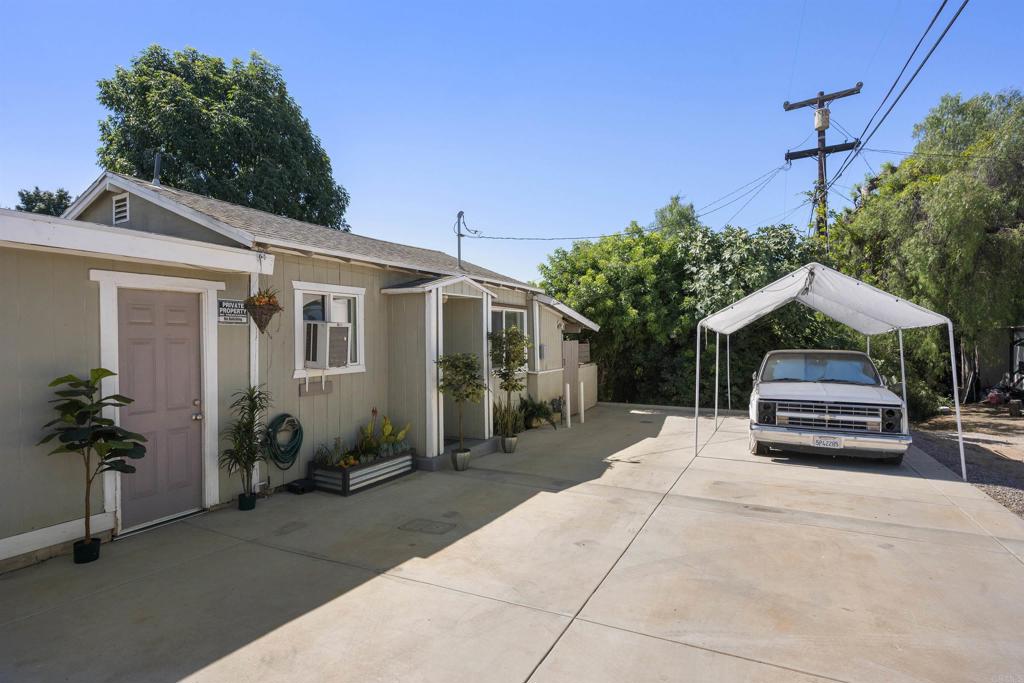 4575 Dwight Street - photo 4