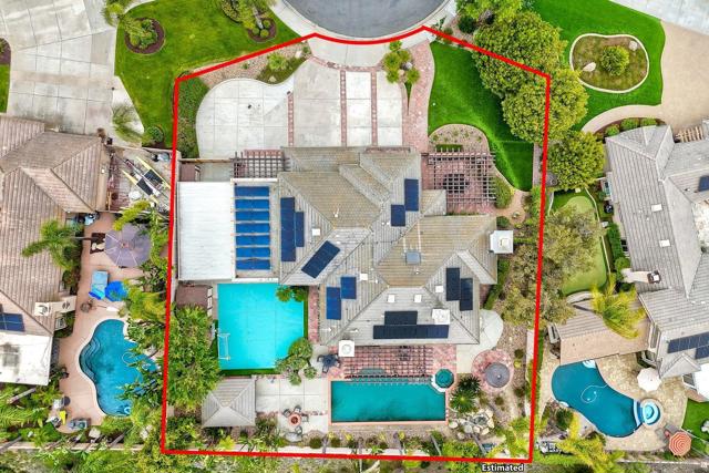 16879 Saint Andrews Drive, Poway CA: https://media.crmls.org/mediaz/0d3c5ddd-50fa-4c45-b595-2a969dfd3c0b.jpg