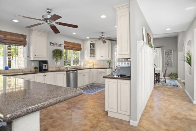 1990 Willowbrook Drive, Oceanside CA: https://media.crmls.org/mediaz/0d3c772f-2bcc-468b-a37e-a9bfd66653fd.jpg