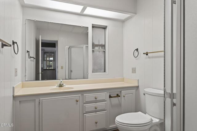 Detail Gallery Image 18 of 42 For 125 Frost Cir #125,  Ventura,  CA 93003 - 2 Beds | 2 Baths