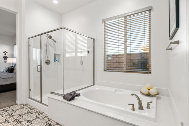 Image 27 of 86 For 43595 Vacanza Court