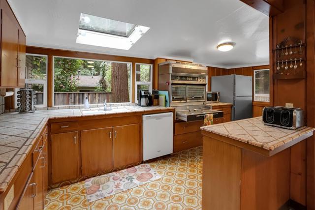 150 Evergreen Road, Boulder Creek CA: https://media.crmls.org/mediaz/0d3d2068-5d2a-4e23-89f4-5d6846cdbcff.jpg