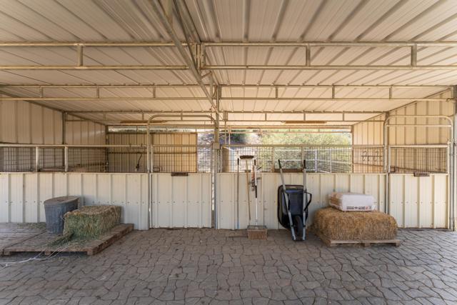 16526 GREEN VALLEY TRUCK TRAIL, Ramona CA: https://media.crmls.org/mediaz/0d3d4f8a-475f-4172-915f-7163ed06a497.jpg