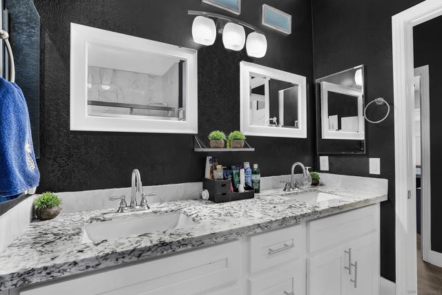 1258 W Vaquero Ct., Chula Vista CA: https://media.crmls.org/mediaz/0d3d8315-e4df-4e21-8c62-cc07f3e6184e.jpg