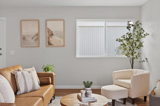 Detail Gallery Image 7 of 40 For 1320 San Simeon Ct #4,  Ventura,  CA 93003 - 2 Beds | 1/1 Baths