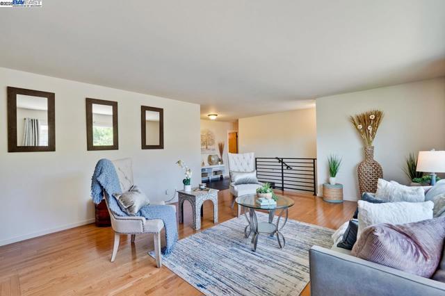 82 Elysian Fields Dr., Oakland CA: https://media.crmls.org/mediaz/0d3e790d-683f-43ea-b582-f360f3d49c85.jpg