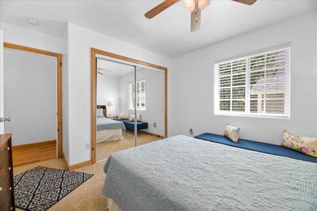 2737 Cedar Lane, Big Bear CA: https://media.crmls.org/mediaz/0d3e9b9e-c9ef-4582-8339-ecbd700be313.jpg