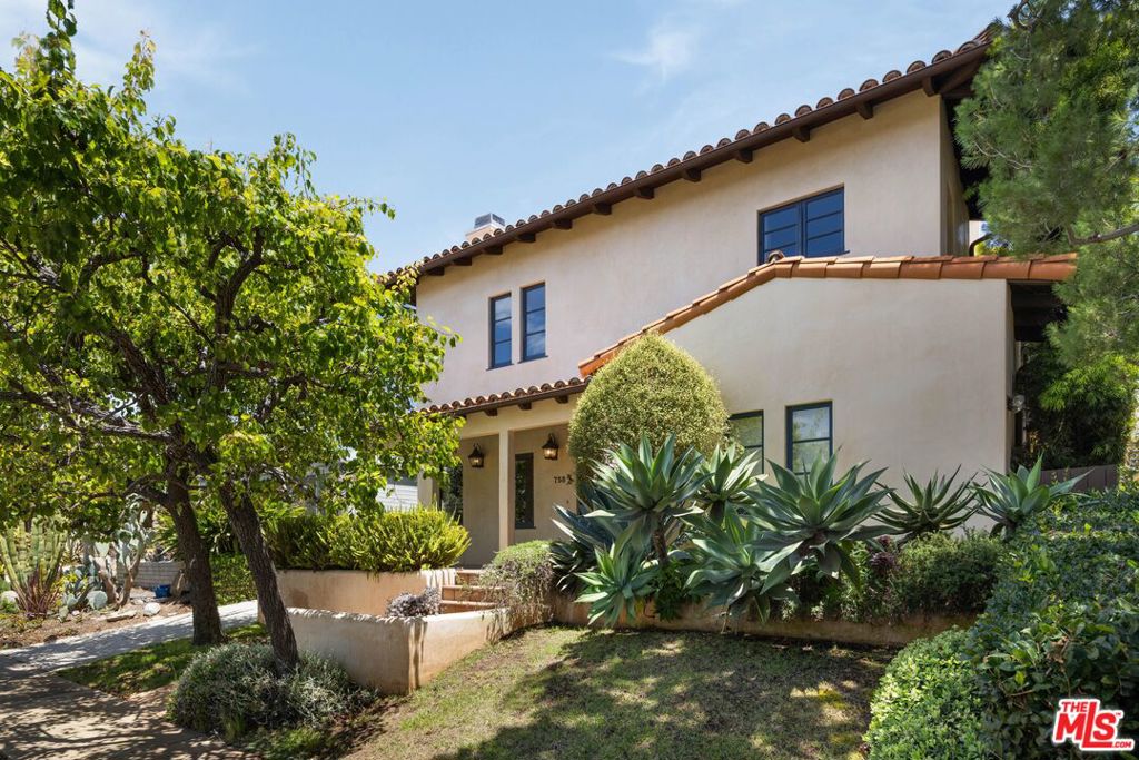 758 Almar Avenue — Mediterranean