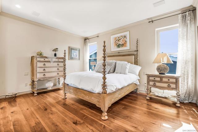 34 The Point, Coronado CA: https://media.crmls.org/mediaz/0d3ec3e7-2725-4f86-bafa-debde7055cc0.jpg