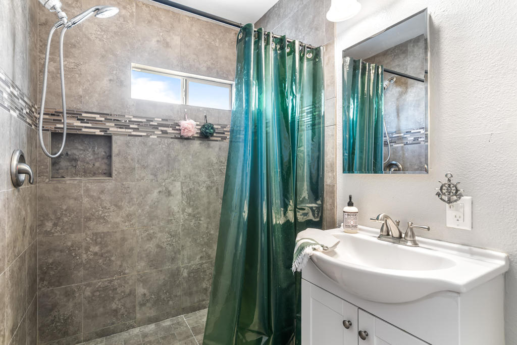 MLS #219145584PS image #25