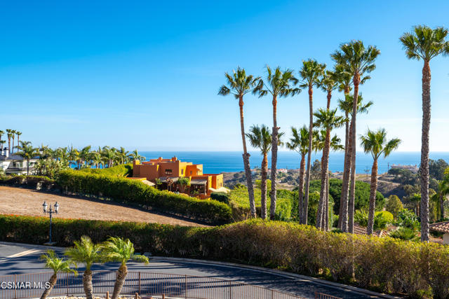 5810 Zumirez Drive, Malibu CA: https://media.crmls.org/mediaz/0d3fec83-e249-417b-8030-089aa0a4e73a.jpg