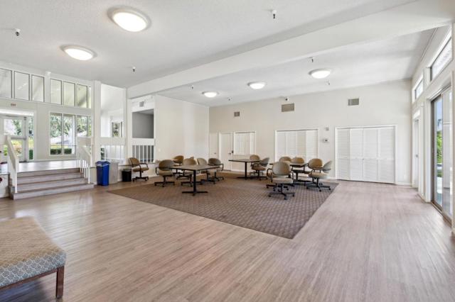 10892 Northfield Square, Cupertino CA: https://media.crmls.org/mediaz/0d40b3c0-1c9f-45fe-b18b-d36834895b18.jpg