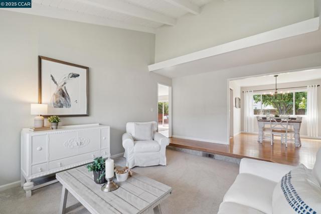 1786 Klier Drive, Concord CA: https://media.crmls.org/mediaz/0d423750-8717-4235-a524-64e4690fa6f6.jpg