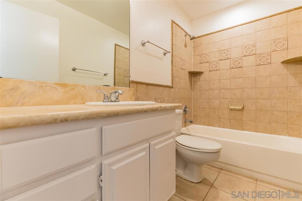 5025 Collwood Way - photo 8