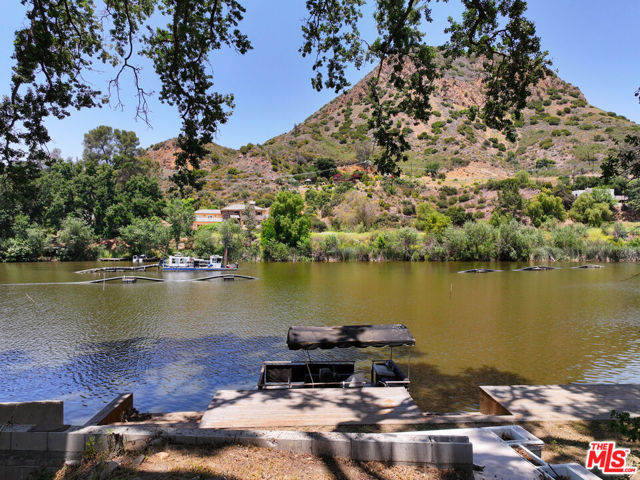 Drew Fenton | 29255 S Lakeshore Drive Agoura Hills CA | MLS: 7242853