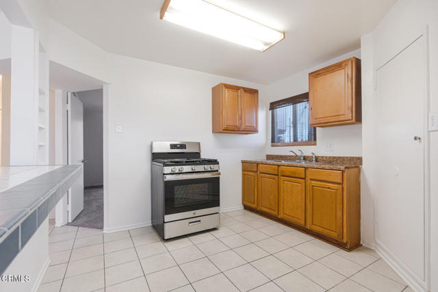 Detail Gallery Image 8 of 39 For 387 389 Highland Dr, Oxnard,  CA 93035 - – Beds | – Baths