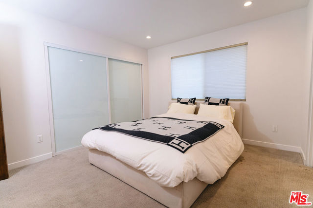 3423 Scadlock Lane, Sherman Oaks CA: https://media.crmls.org/mediaz/0d446d53-24fd-4ac1-95c1-34a4127631e3.jpg