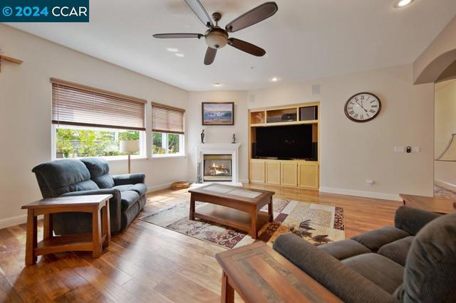 Image 29 of 57 For 6820 Camborne Way
