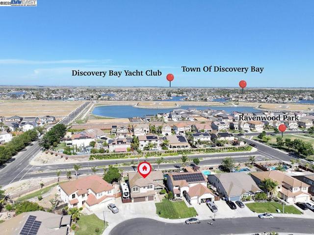 632 Dickinson Ct, Discovery Bay CA: https://media.crmls.org/mediaz/0d45409b-3fe7-4412-8bfe-29a289b63679.jpg