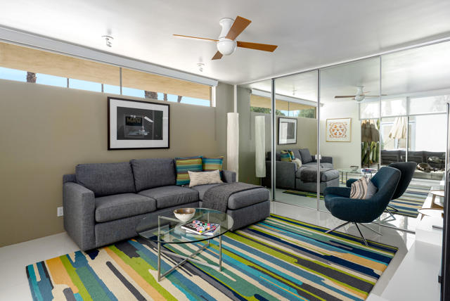 26 Lakeview Circle, Palm Springs CA: https://media.crmls.org/mediaz/0d45b078-daa7-4193-ad6d-5b140552b004.jpg