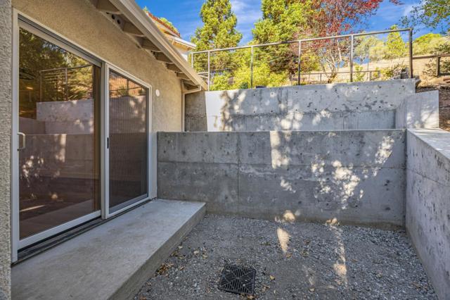 0 AMHERST Court, Los Altos Hills CA: https://media.crmls.org/mediaz/0d462e22-e38d-4d81-84fc-6a1d0cf1b708.jpg
