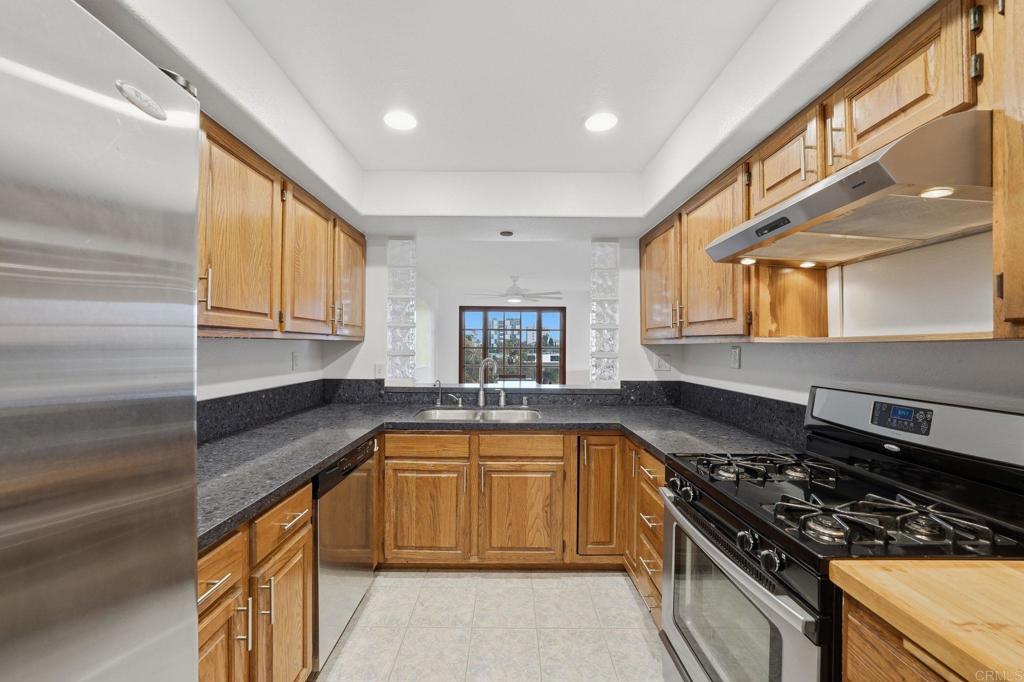 235 Quince Street - photo 9