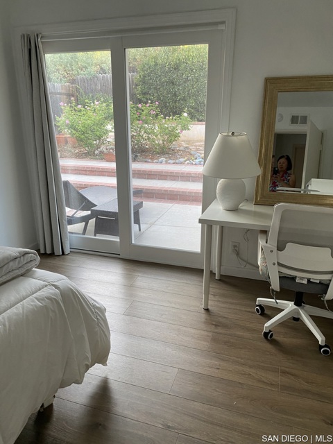 2401 Canfield DR, La Habra CA: https://media.crmls.org/mediaz/0d46e661-fe0d-4638-aeea-19cab8f0e2d6.jpg