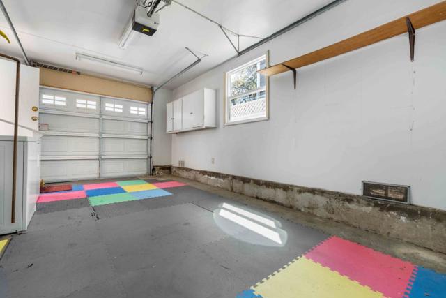 1116 17th Avenue, Redwood City CA: https://media.crmls.org/mediaz/0d47a5b9-2521-442b-9fe3-73a74681a5d0.jpg