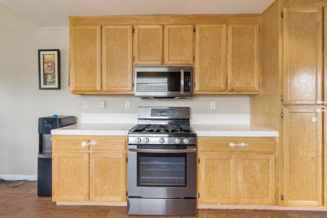 1001 Eagle Drive, Salinas CA: https://media.crmls.org/mediaz/0d480b76-377d-4380-9e4f-387c86631690.jpg