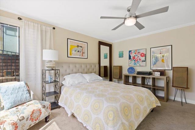 8040 Girard Ave, La Jolla CA: https://media.crmls.org/mediaz/0d491bbf-eb00-4cbc-9ace-98d9564bf371.jpg