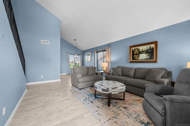 13170 Entreken Ave,  CA: https://media.crmls.org/mediaz/0d499aec-31ca-4445-99cb-e79d5fdef629.jpg