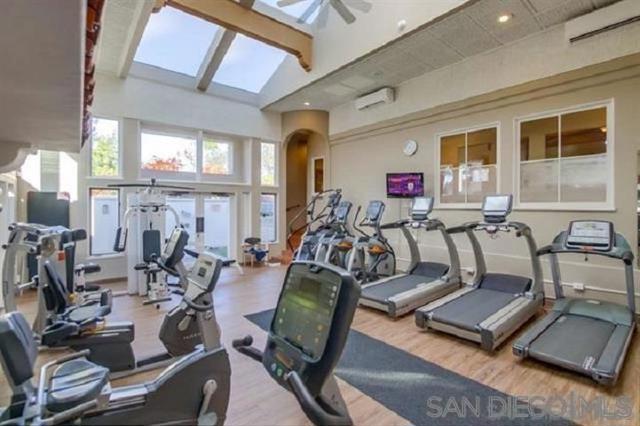 12206 Fairway Pointe Row, San Diego CA: https://media.crmls.org/mediaz/0d4ae6b2-c818-42c7-adc6-c4d814a943ad.jpg