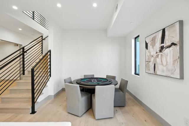 1127 Hillslope Place, Los Altos CA: https://media.crmls.org/mediaz/0d4b37d7-2ca1-4f58-ba6b-7c8ed4512d97.jpg