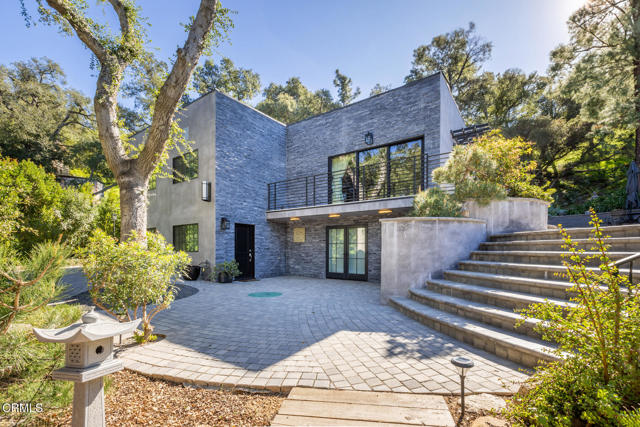 Detail Gallery Image 2 of 74 For 7572 Mcgroarty Ter, Tujunga,  CA 91042 - 6 Beds | 6 Baths