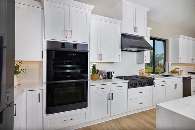 1755 Calle Catalina, Escondido CA: https://media.crmls.org/mediaz/0d4bd10f-e4b7-4b3c-ba17-2dac77fb0df4.jpg